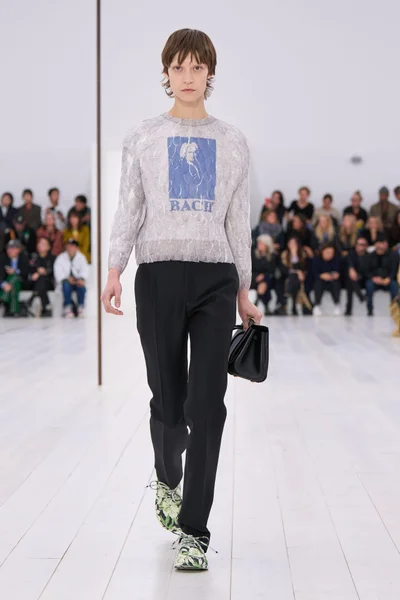 Look 57